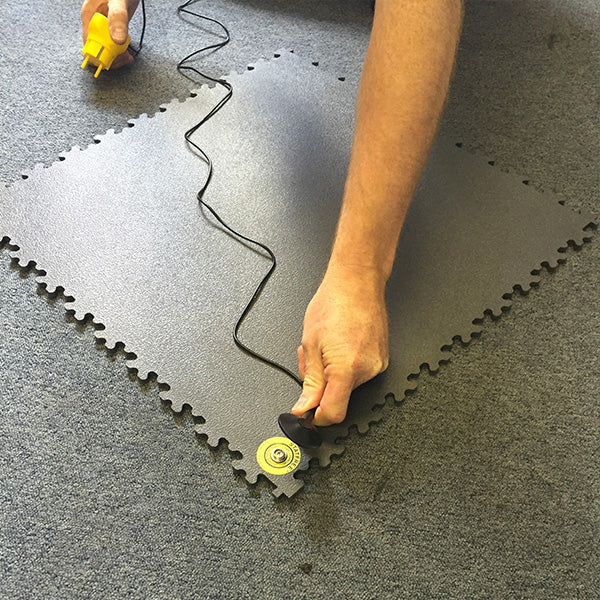 Dalles PVC ESD antistatiques pour environnement industriel