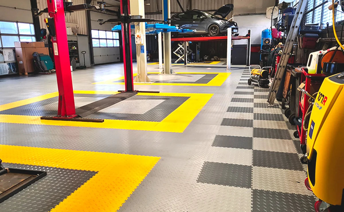 ULTIMA INDUSTRY : dalle PVC 7 mm garage, atelier, sol industriel