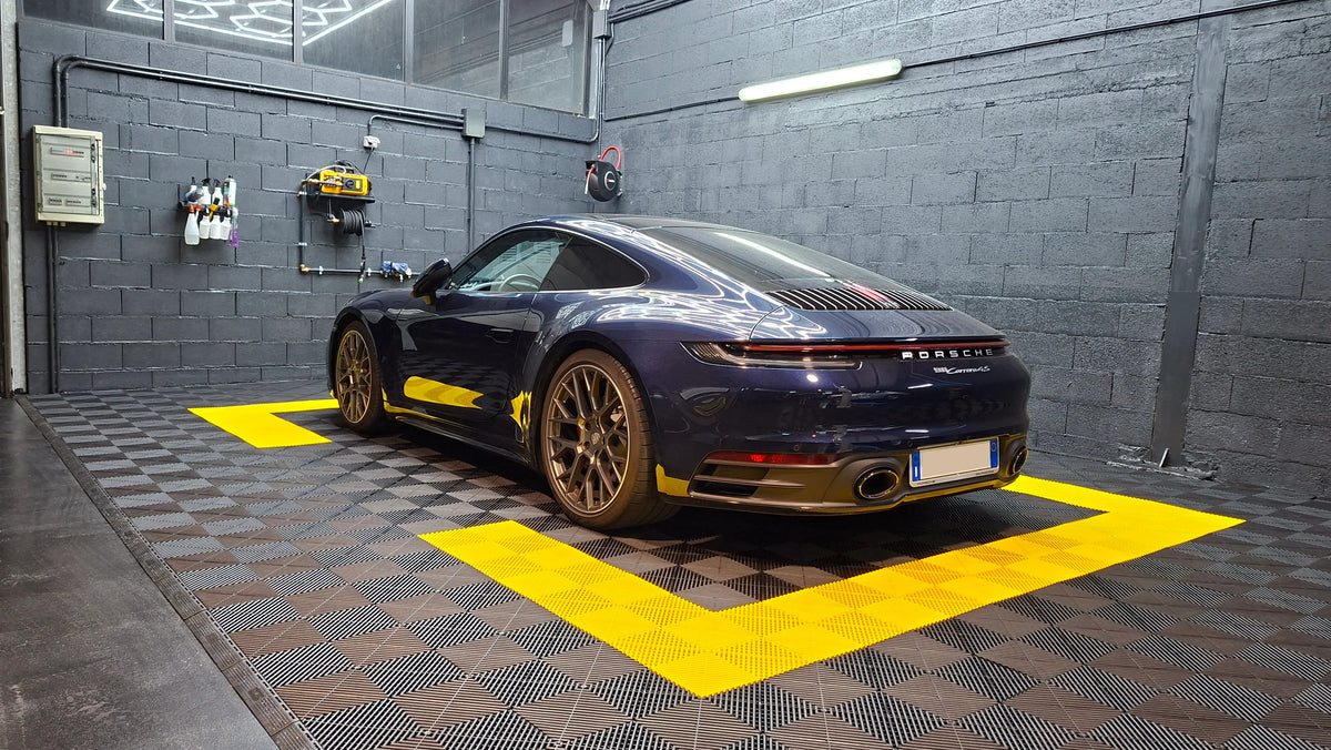 DALLE GARAGE AERO